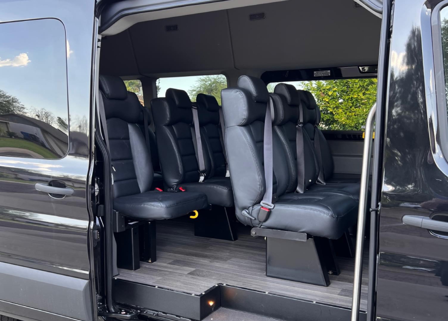 Cheapest Shuttle from Hobby Airport to Galveston Cruise Port c